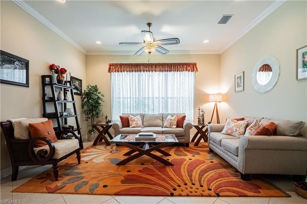 BOTANICA LAKES - Residential