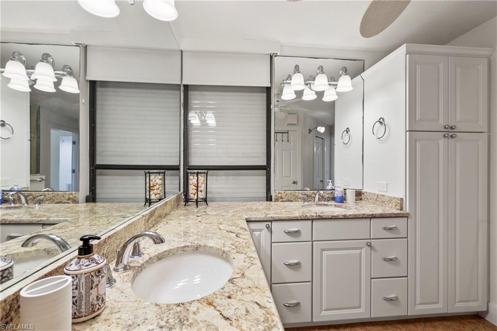 GULF COVE - Residential