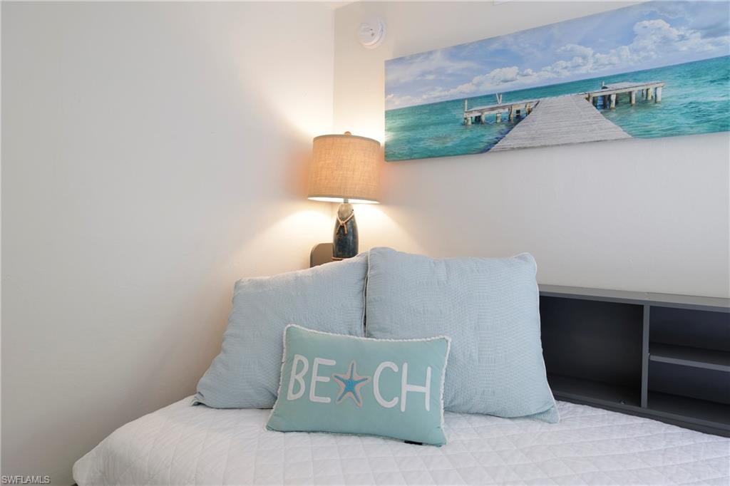 GULF COVE - Residential