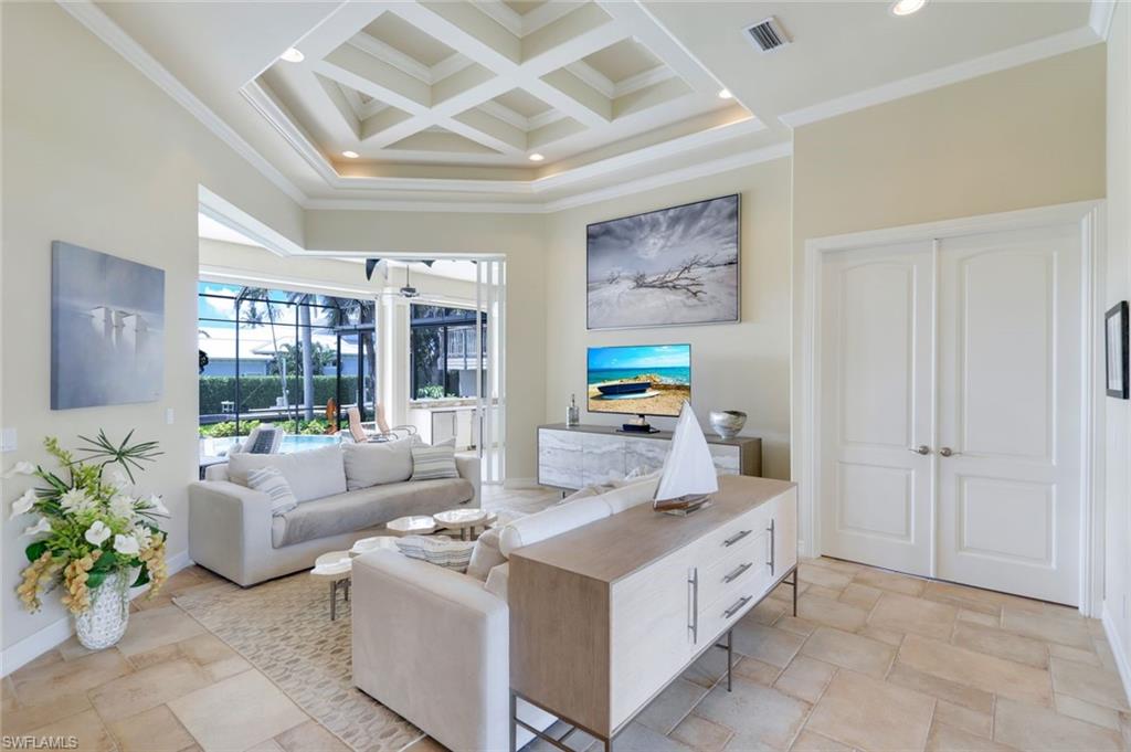 OYSTER BAY - Residential