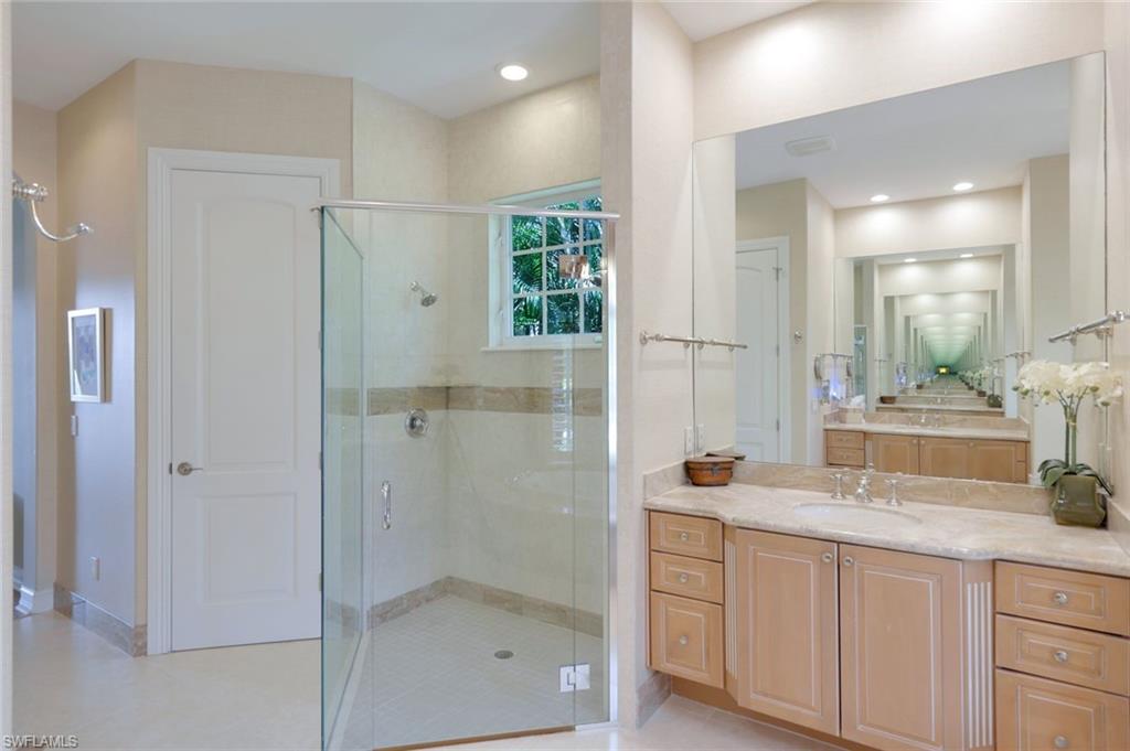 OYSTER BAY - Residential