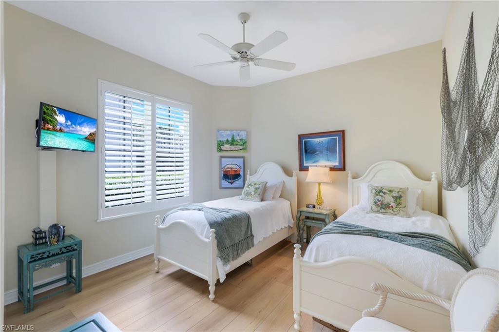 OYSTER BAY - Residential