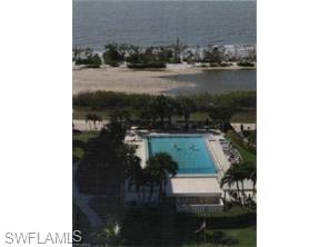 CRECIENTE CONDO EAST - Residential