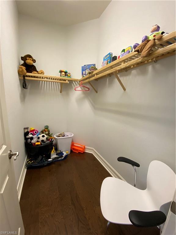 LAKOYA - Residential