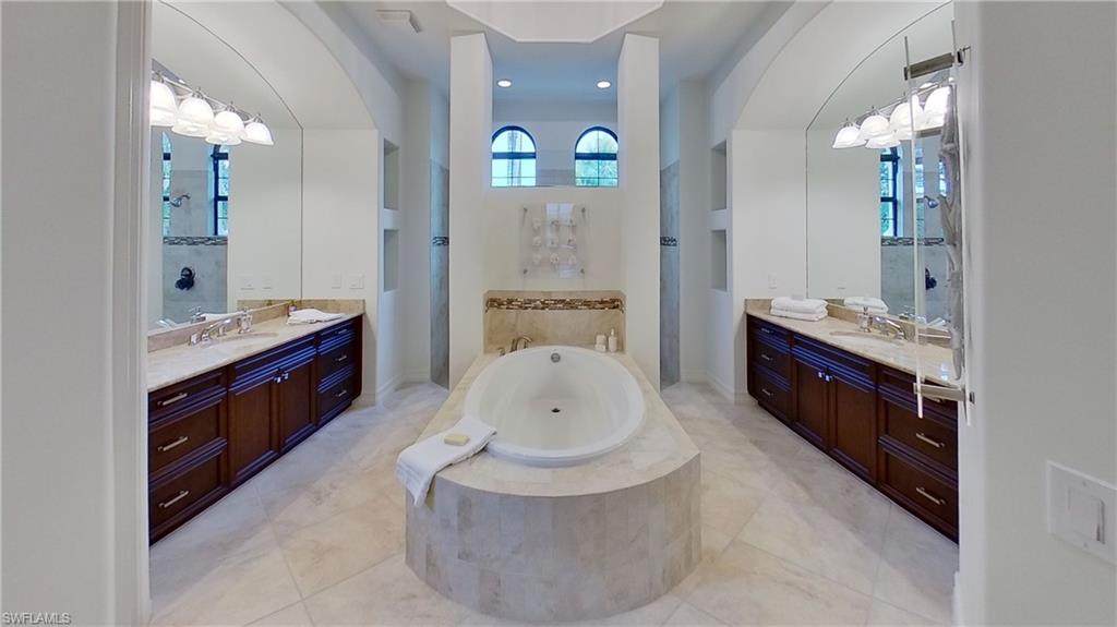 LAKOYA - Residential