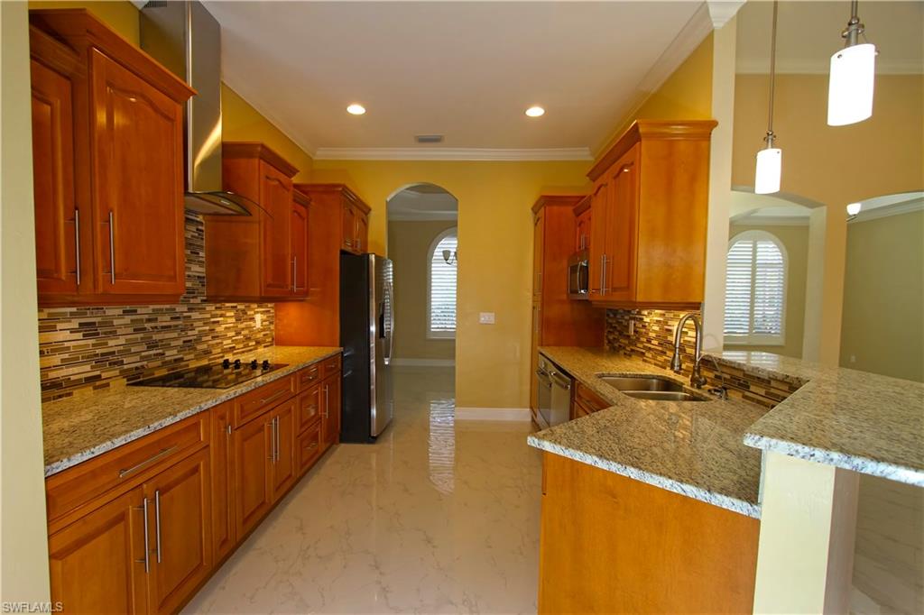 GOLDEN GATE ESTATES - Residential