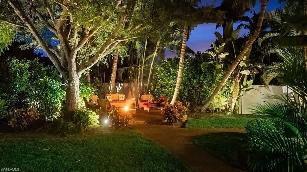 BOCA PALMS - Residential