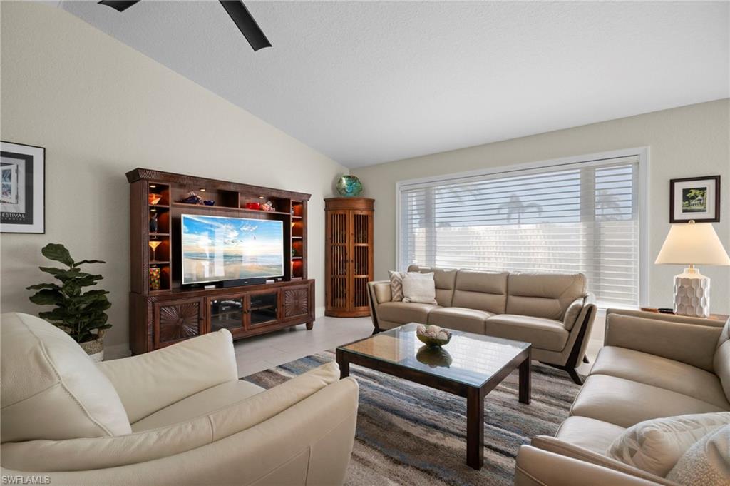 BOCA PALMS - Residential