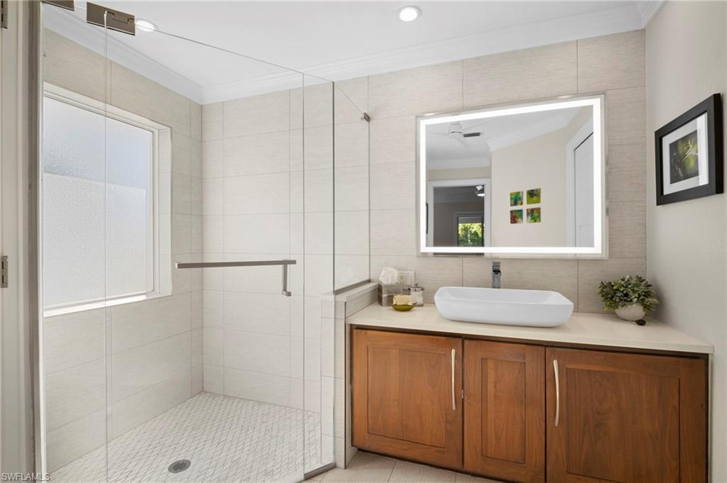 BOCA PALMS - Residential