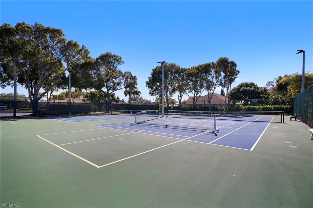 BOCA PALMS - Residential