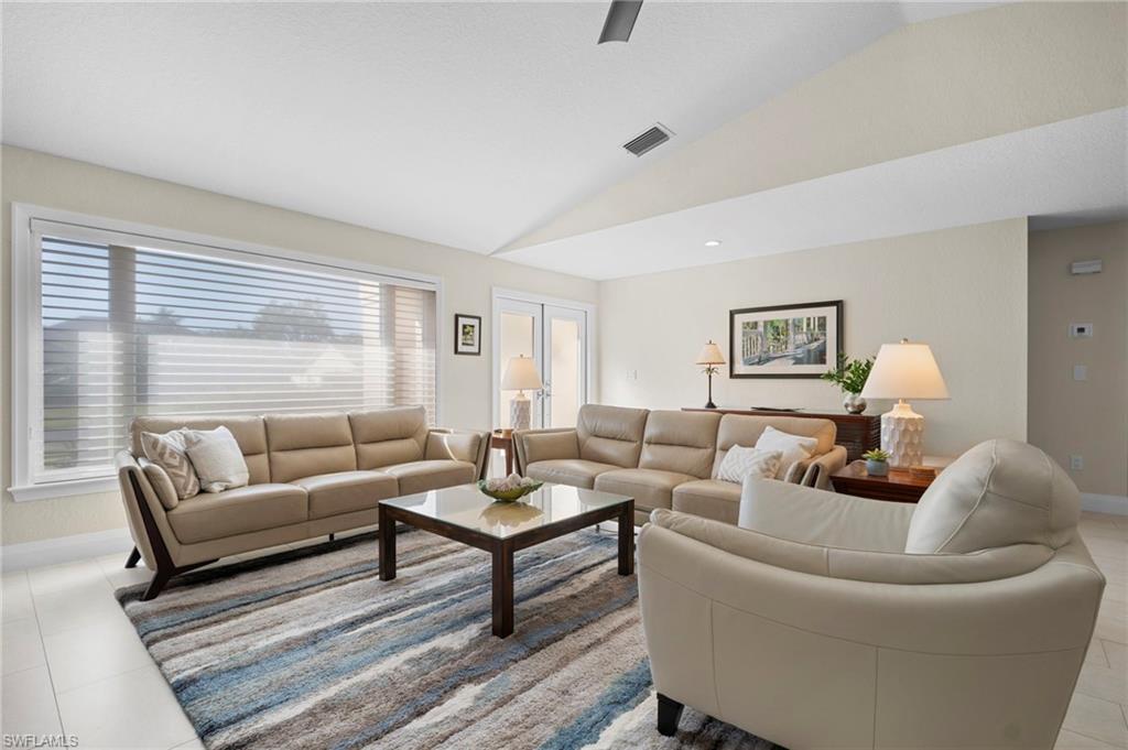 BOCA PALMS - Residential