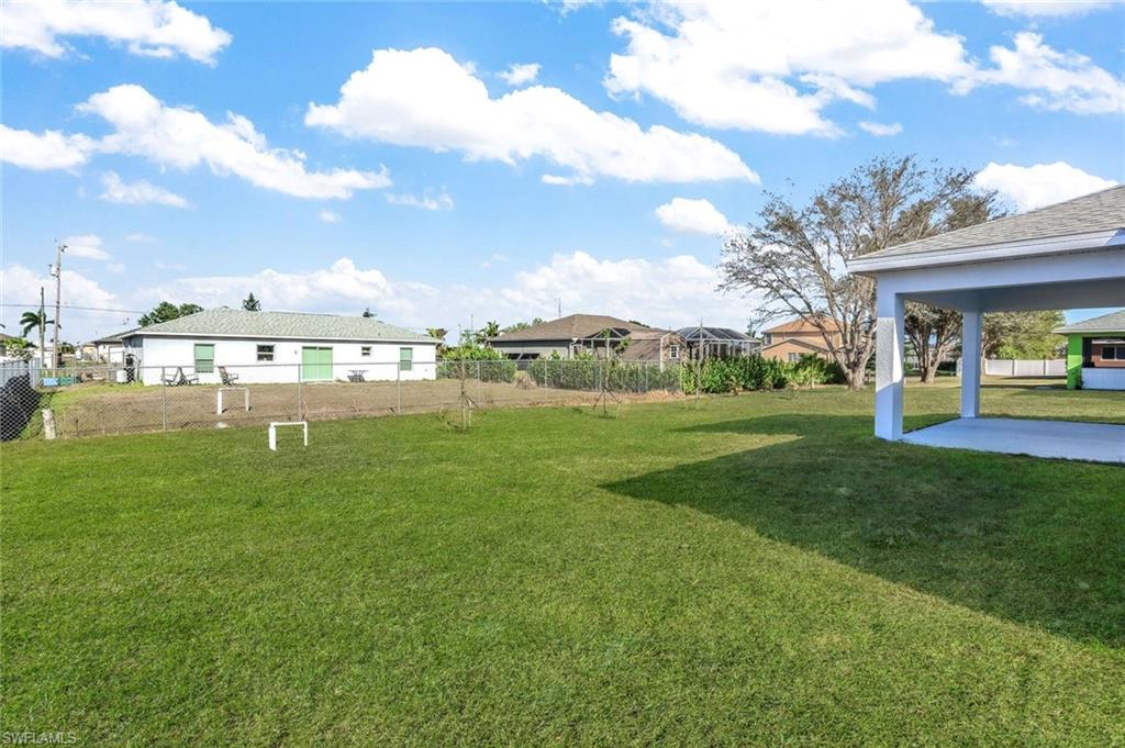 CAPE CORAL - Residential