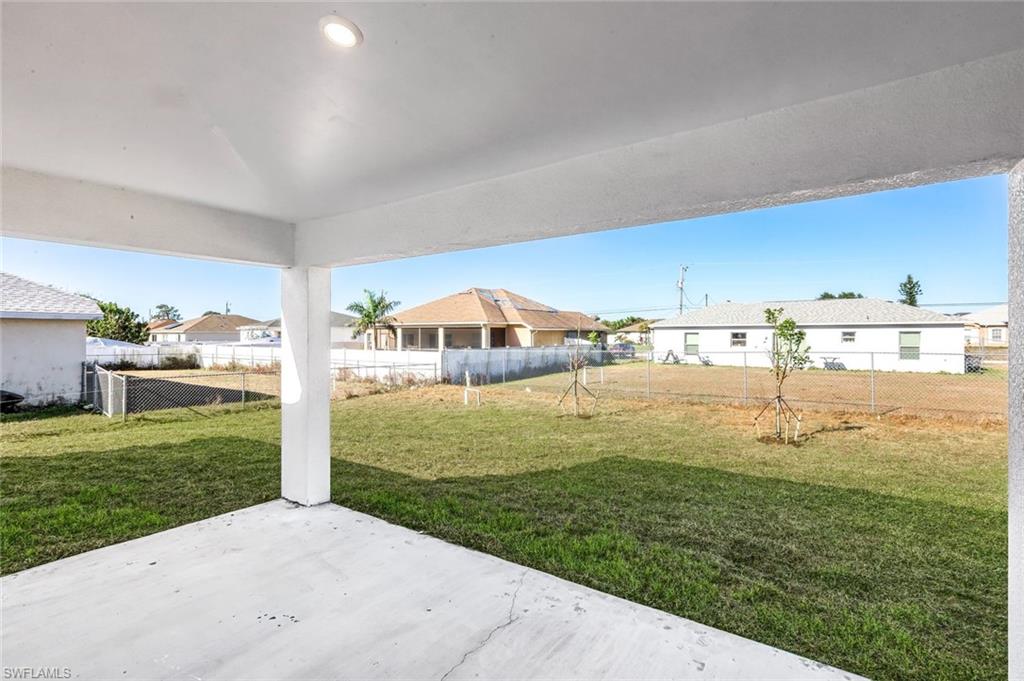 CAPE CORAL - Residential