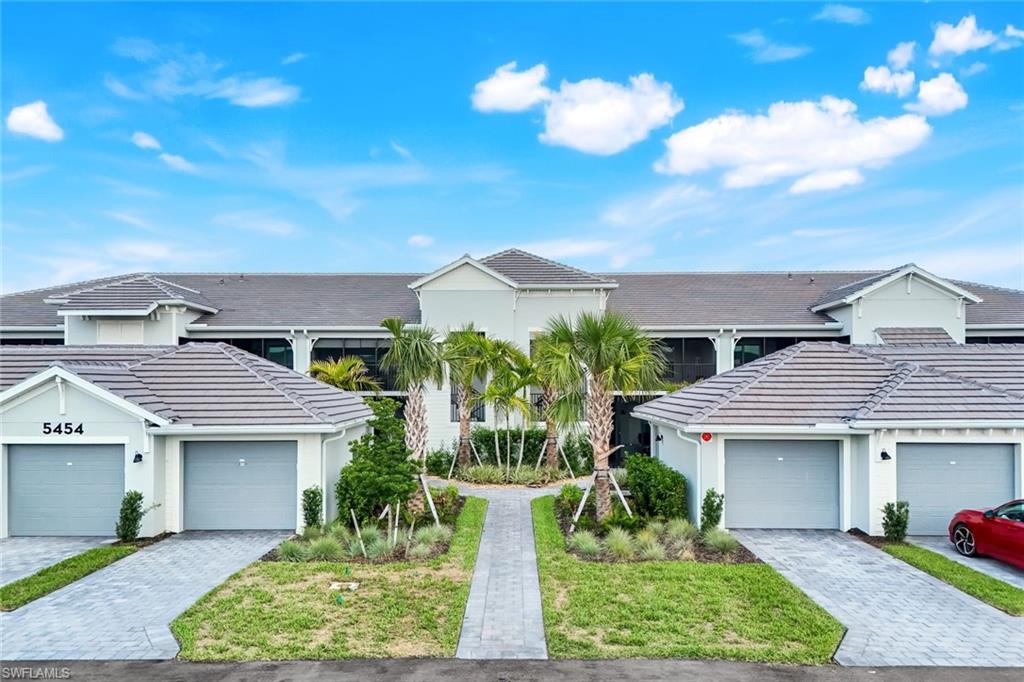 THE NATIONAL GOLF & COUNTRY CLUB AT AVE MARIA - Residential