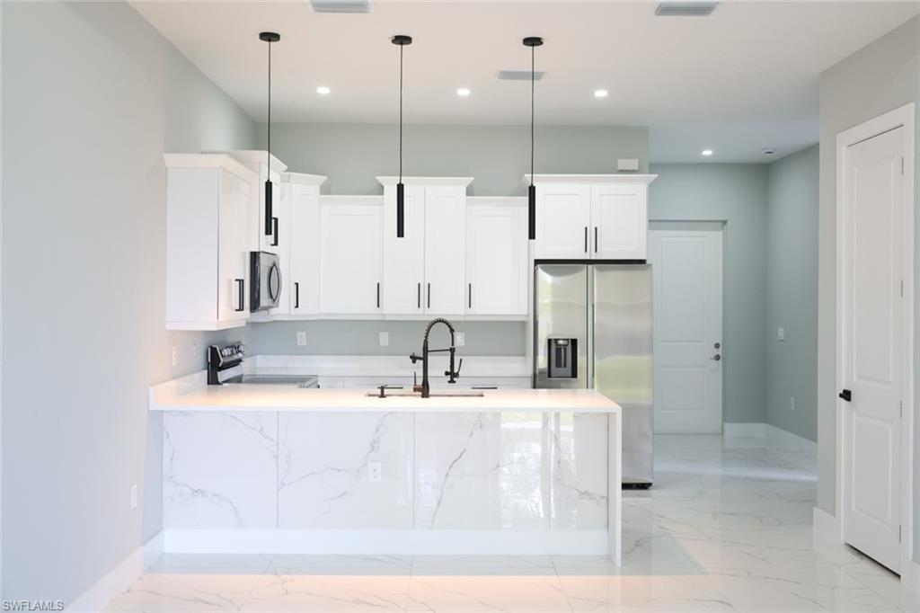 ISLAND OF HAPPINESS - Residential