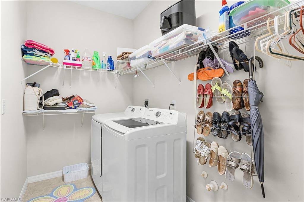 SANDOVAL - Residential