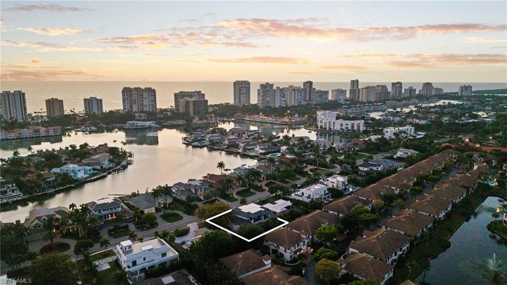 PARK SHORE - Residential