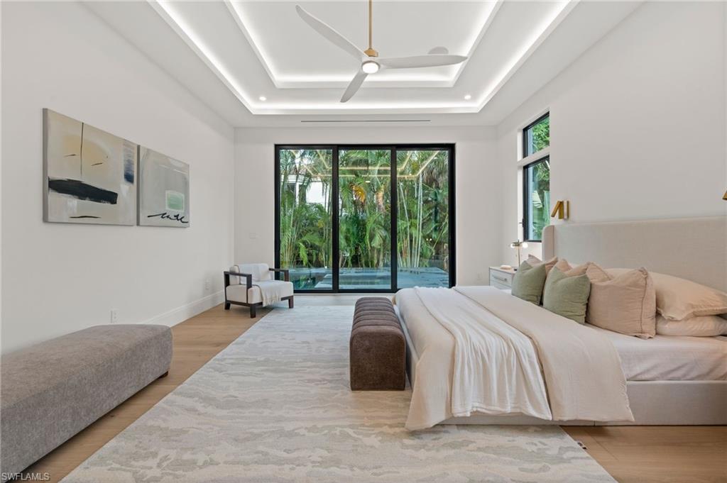 PARK SHORE - Residential