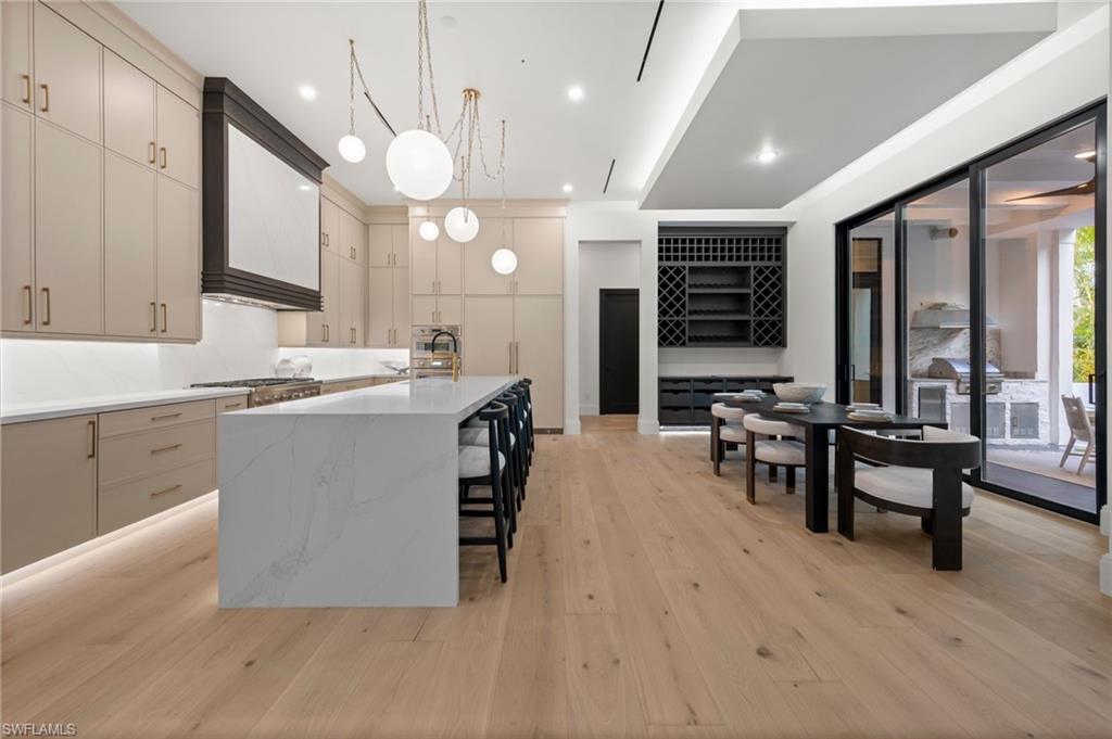 PARK SHORE - Residential