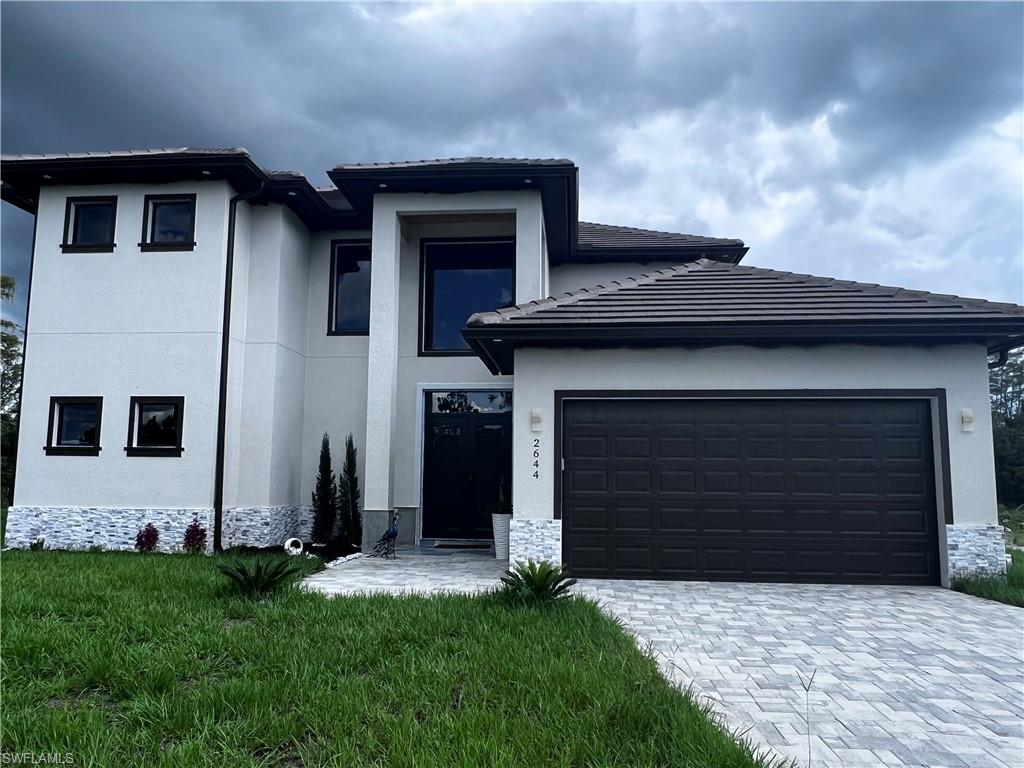 GOLDEN GATE ESTATES - Residential