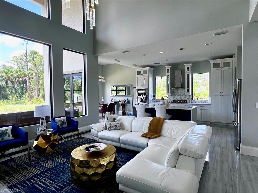 GOLDEN GATE ESTATES - Residential