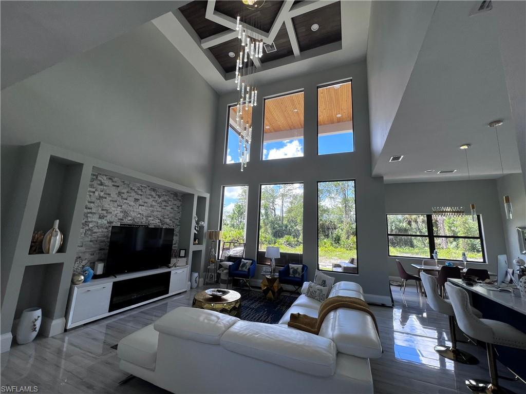 GOLDEN GATE ESTATES - Residential