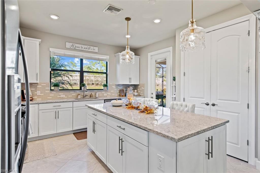 CORKSCREW SHORES - Residential