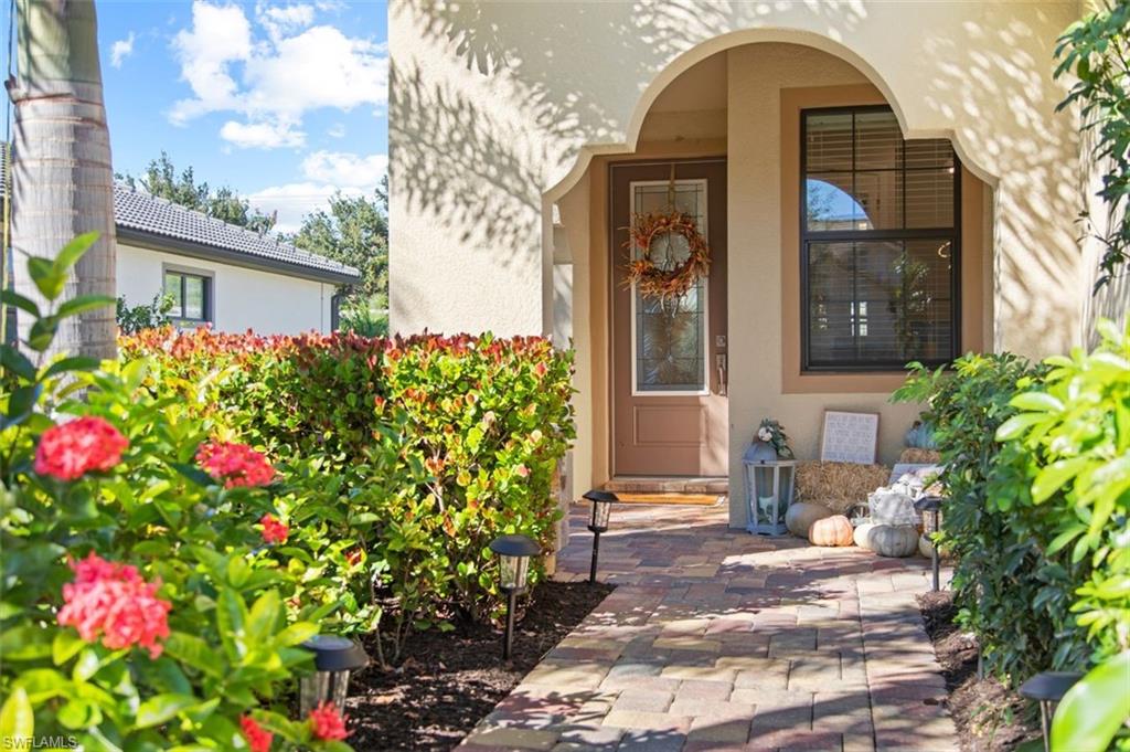 CORKSCREW SHORES - Residential