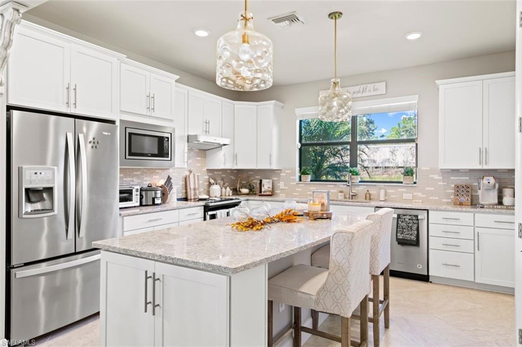 CORKSCREW SHORES - Residential