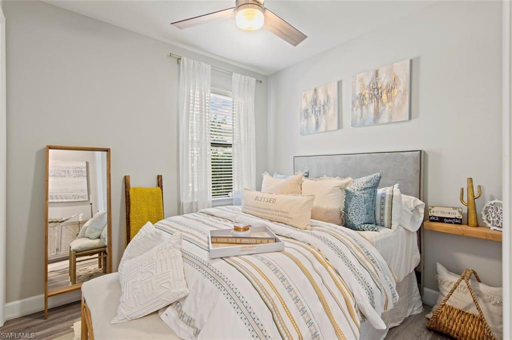 CORKSCREW SHORES - Residential