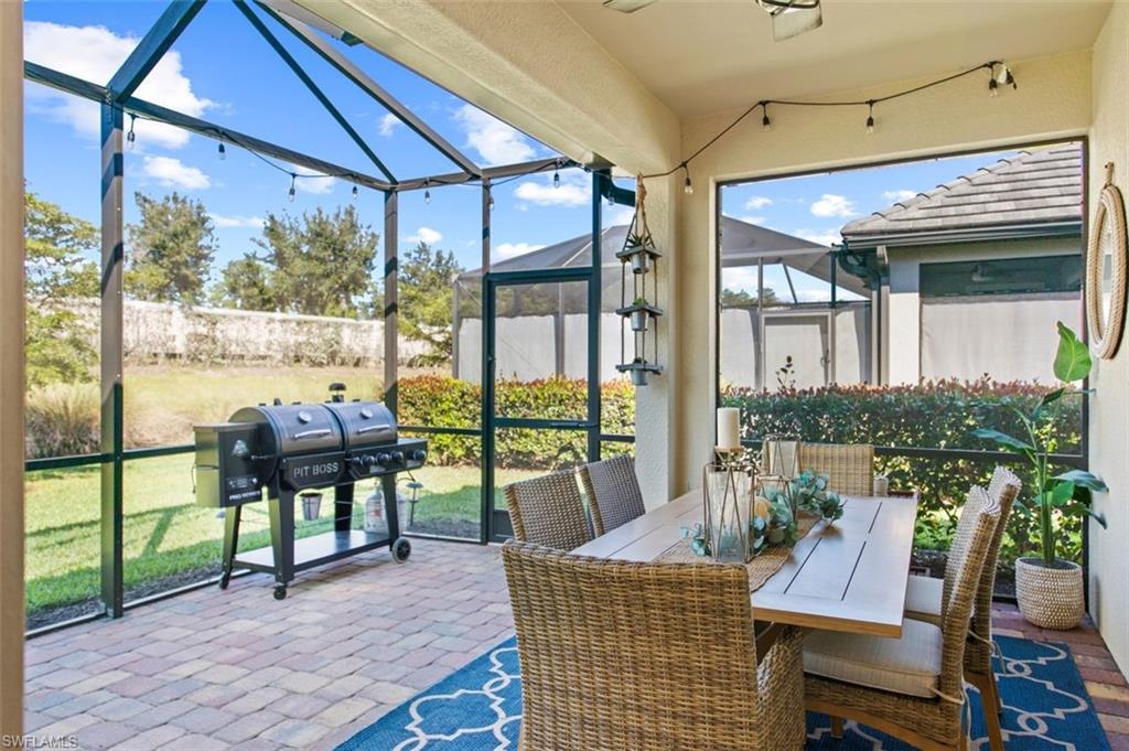 CORKSCREW SHORES - Residential