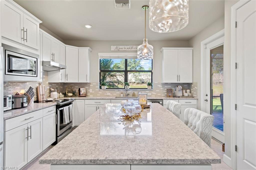 CORKSCREW SHORES - Residential