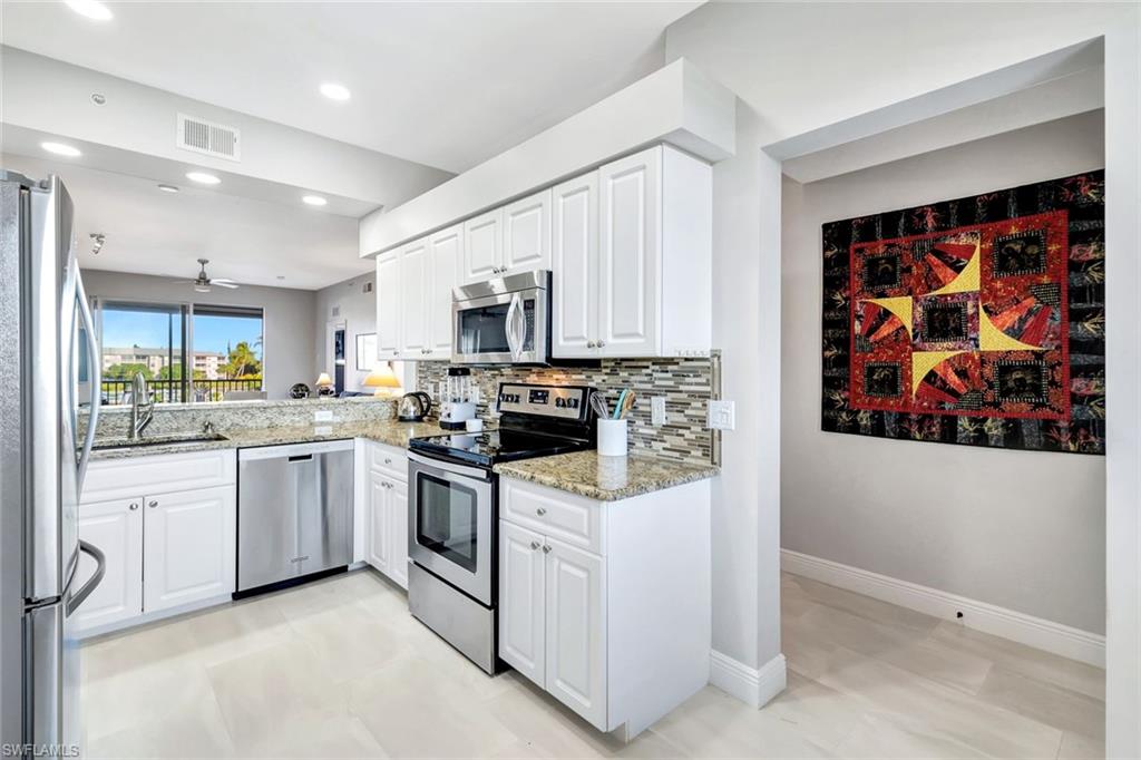 HERITAGE POINTE - Residential