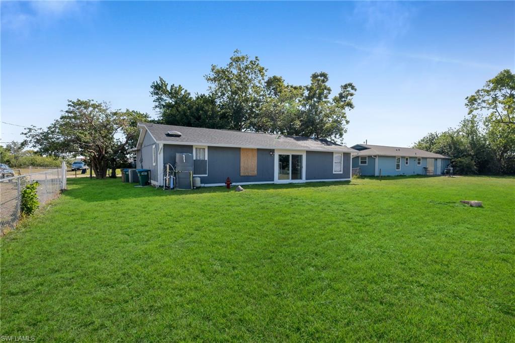 CAPE CORAL - Residential