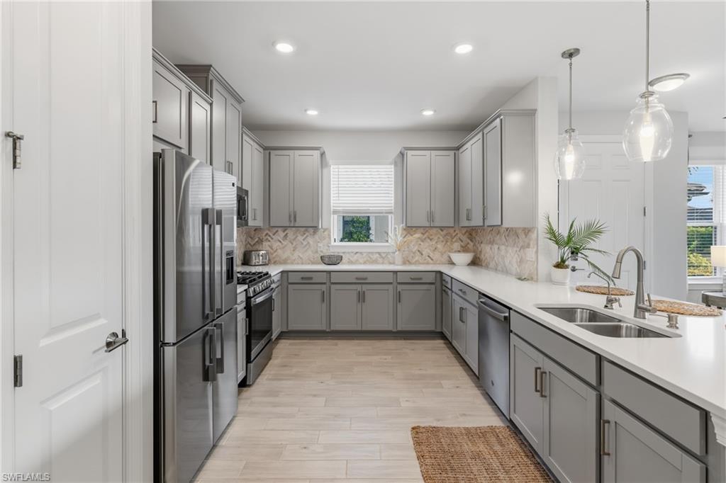 ESPLANADE BY THE ISLANDS - Residential