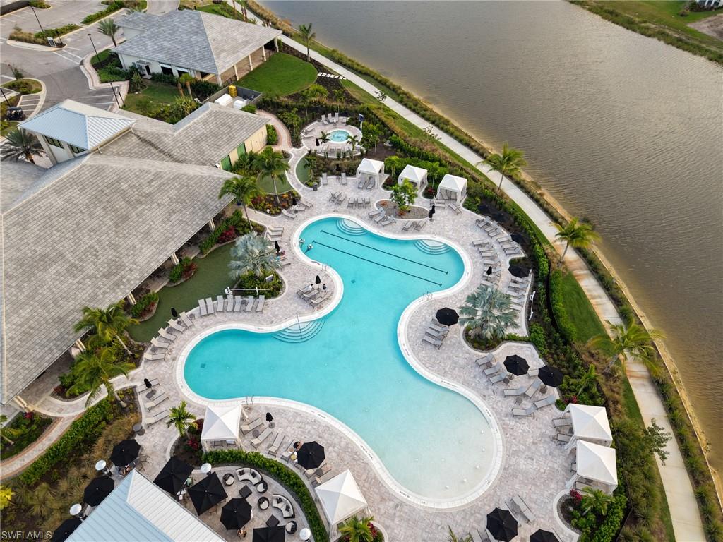 ESPLANADE BY THE ISLANDS - Residential