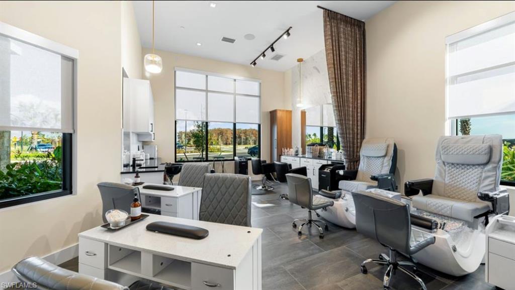 ESPLANADE BY THE ISLANDS - Residential