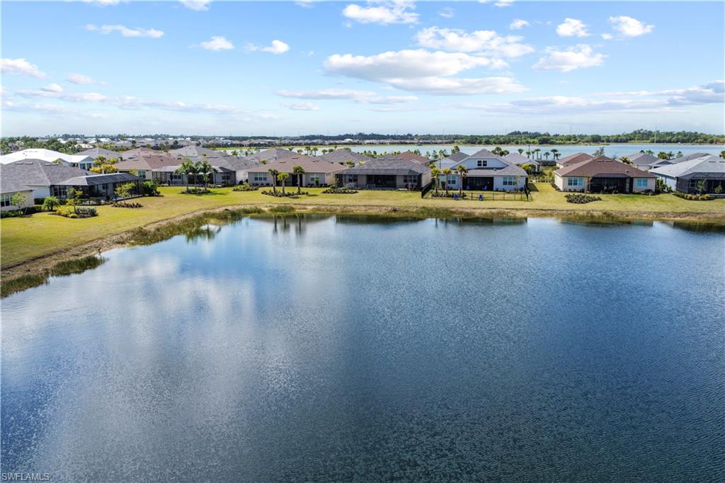 EDGEWATER SHORES - Residential