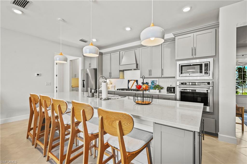 EDGEWATER SHORES - Residential