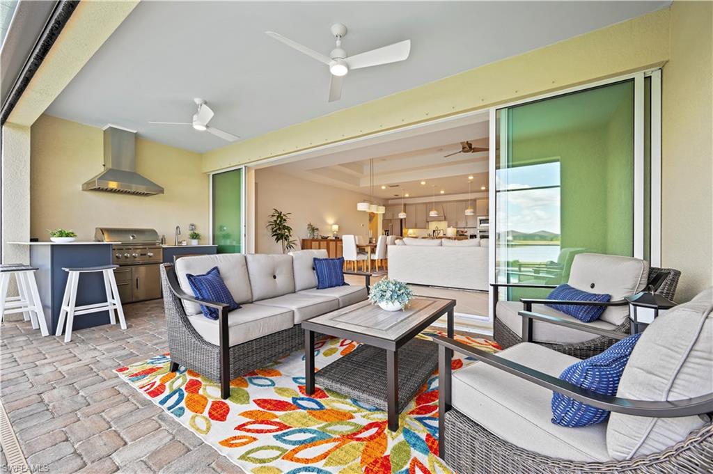 EDGEWATER SHORES - Residential