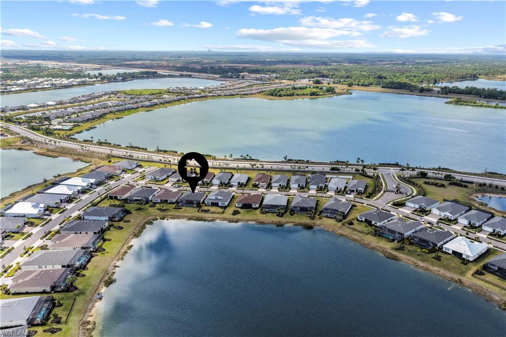 EDGEWATER SHORES - Residential