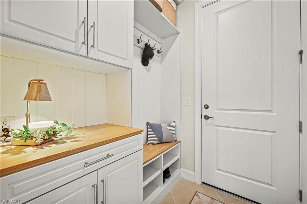 EDGEWATER SHORES - Residential