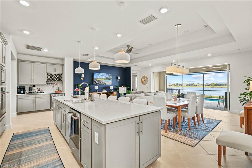 EDGEWATER SHORES - Residential