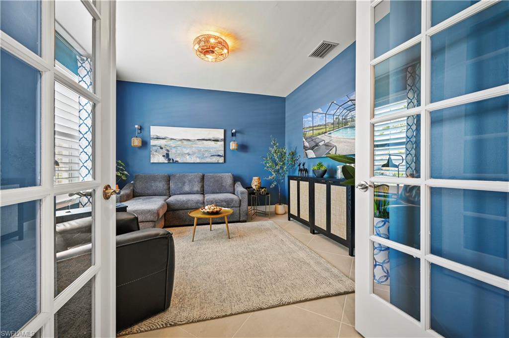 EDGEWATER SHORES - Residential