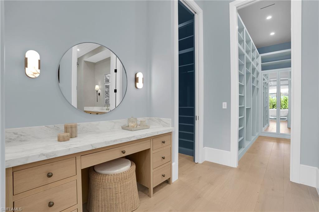 PARK SHORE - Residential