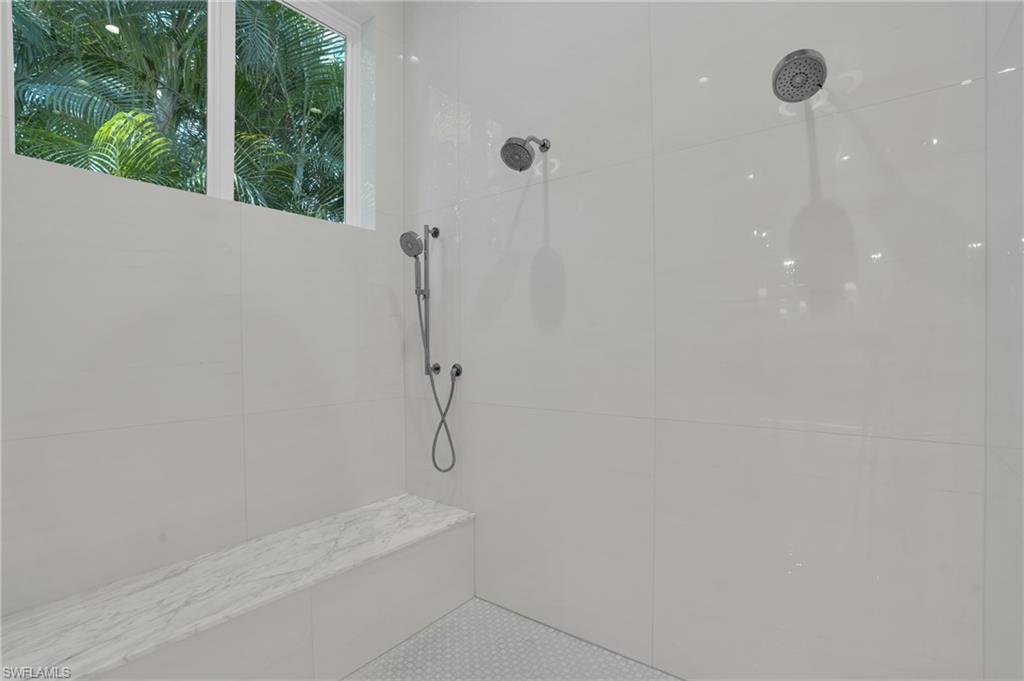 PARK SHORE - Residential