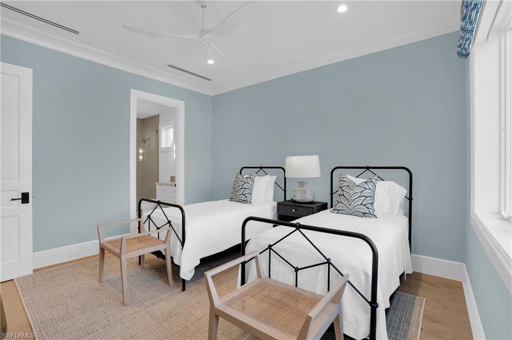 PARK SHORE - Residential