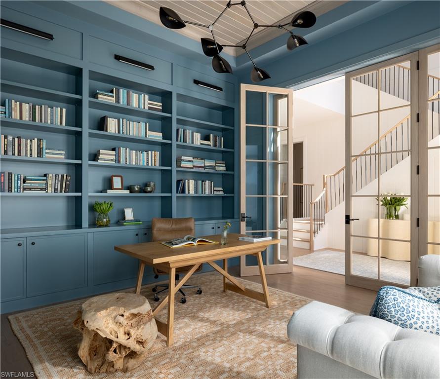 PARK SHORE - Residential