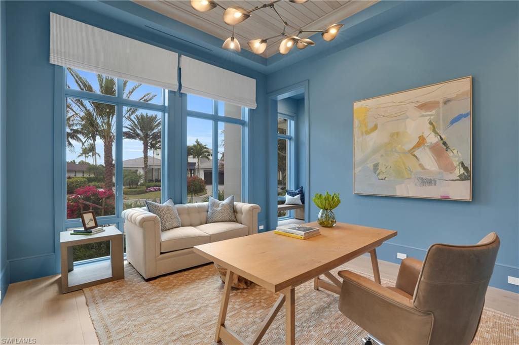 PARK SHORE - Residential