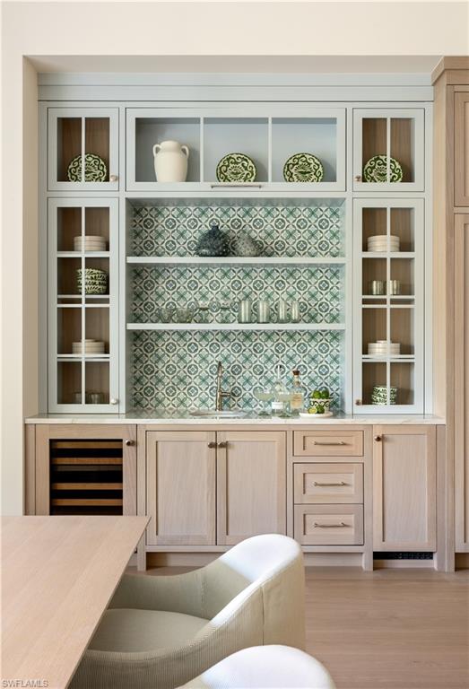 PARK SHORE - Residential